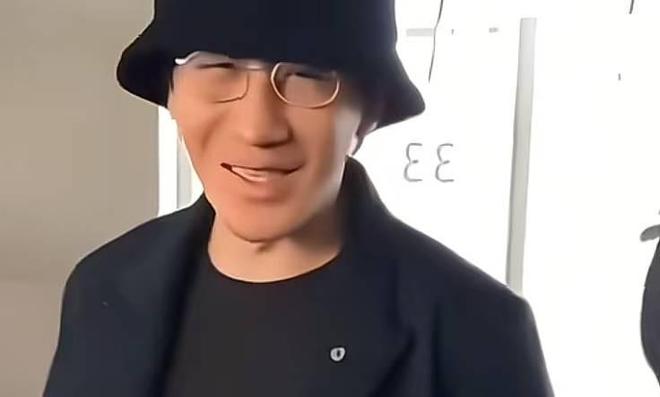 1年的刘谦憔悴到认不出早已没了当初风采AG真人登录入口钱再多