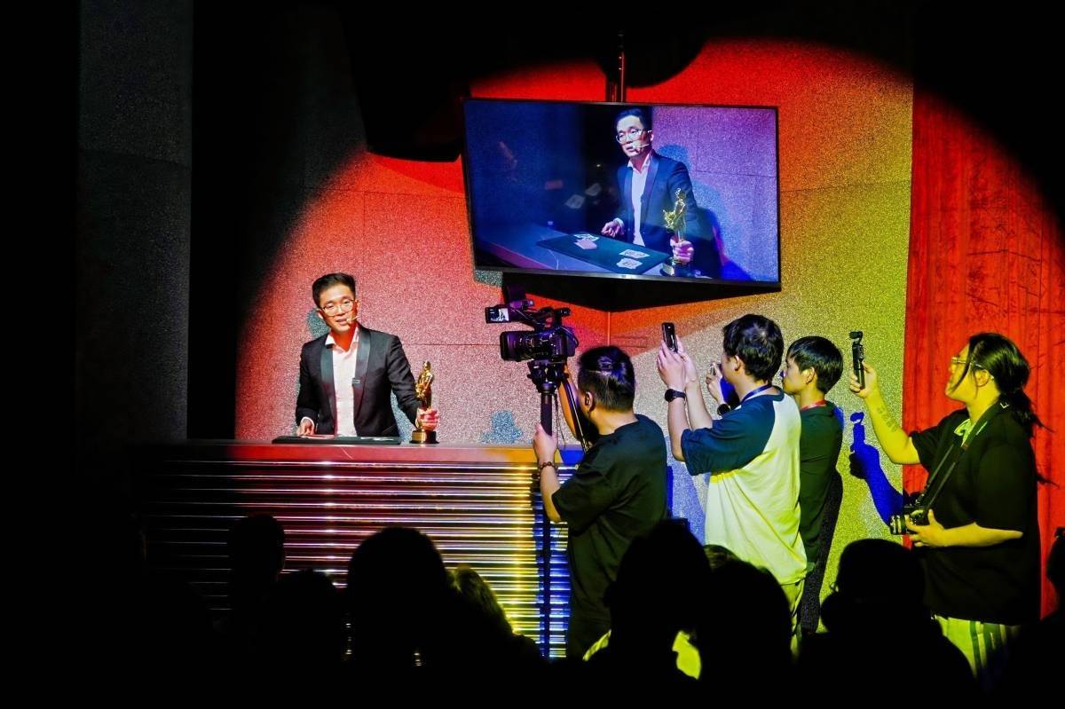 癌不到一年“不良嗜好”已戒掉却略显憔悴AG真人游戏第一品牌可喜可贺！刘谦抗(图10)